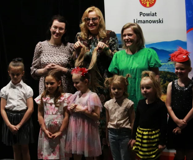 II Powiatowy Przegląd Artystyczny rozpoczęty! Oto laureaci Konkursu Recytacji - Zdjęcie główne