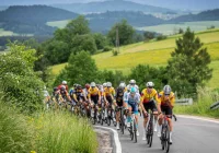 Peleton w powiecie limanowskim. Gdzie i kiedy kibicować kolarzom? - zdjęcie główne