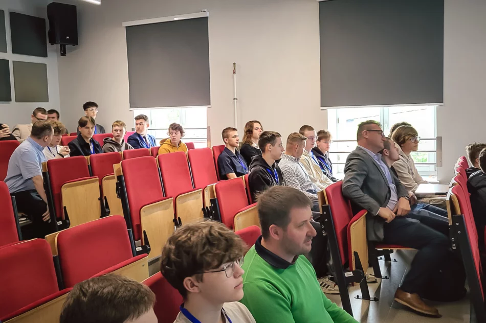 Zdobył II w ogólnopolskim konkursie IT - zdjęcie 6