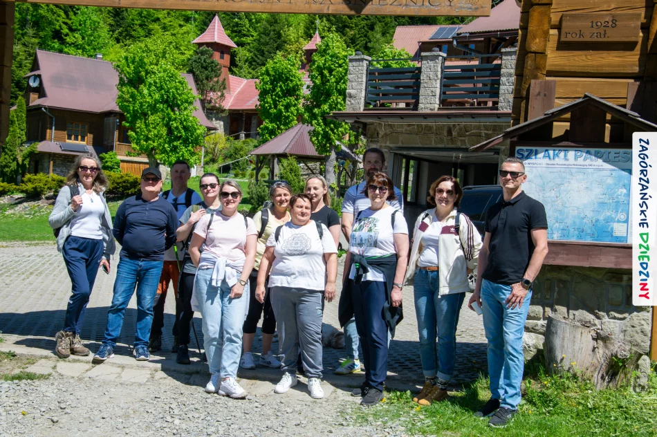 Goście z Domostawy i Zarzecza w Zagórzańskich Dziedzinach - zdjęcie 13