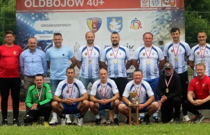 Oldboje Słopnic mistrzami Polski! Piłkarskie święto z udziałem Limanowszczyzny w Łącku - Zdjęcie główne