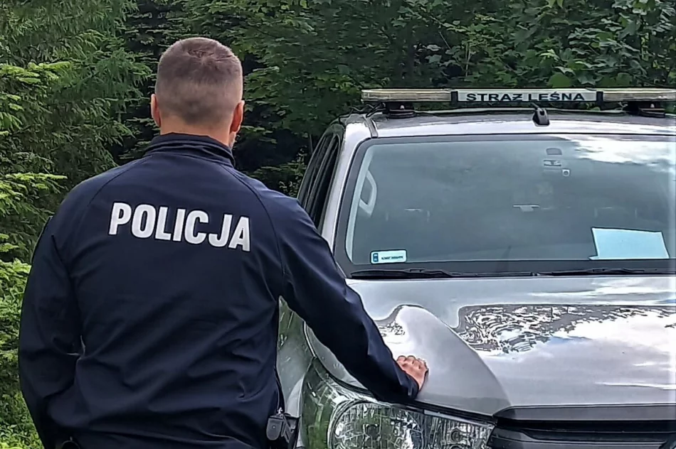 Jazda po lesie zakończona mandatami. Wspólna akcja policji i straży leśnej - zdjęcie 2