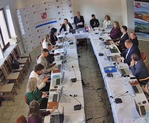 Czy wójt uzyska absolutorium i wotum zaufania? Dziś sesja - oglądaj na żywo - zdjęcie główne