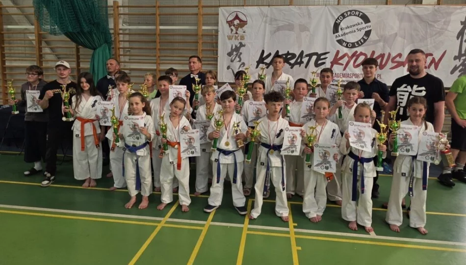 34 medale, Mistrz Europy i sukcesy na arenie krajowej oraz międzynarodowej zawodników Limanowskiego Klubu Kyokushin Karate - zdjęcie 1