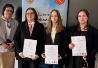 Uczennice Szkoły Podstawowej Nr 2 w Finale VIII Konkursu Wiedzy Prawnej - zdjęcie główne