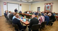 JEDNOGŁOŚNE ABSOLUTORIUM ZA 2025 ROK DLA WÓJTA GMINY LIMANOWA - zdjęcie 3