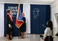 Uroczystość nadania Sztandaru Szkole Podstawowej im. Juliana Tuwima w Kaninie - zdjęcie główne