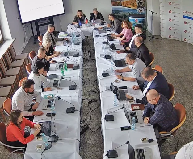 Afera ZondaCrypto na sesji. Burzliwa dyskusja po reportażu  - zdjęcie główne